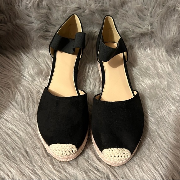 Wedge Shoes Womens Size 41 Black‎ Ankle Strap Heeled Slip On NEW - Picture 3 of 8